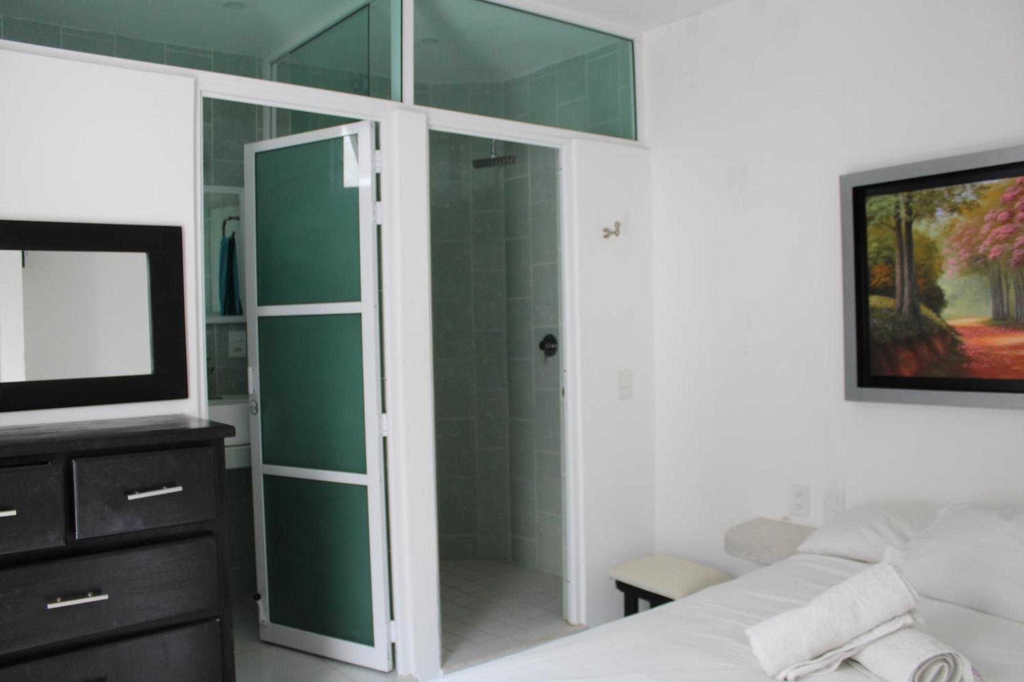 Hotel & Suites Vayor 圣帕特里西奥梅拉克 客房 照片